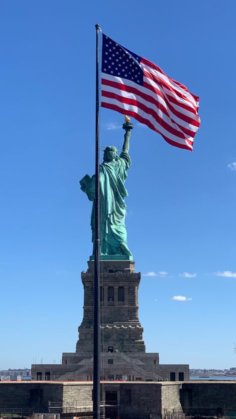 The Statue of Liberty The Statue Of Liberty, Gossip Girl, Statue Of Liberty, Dream Life, Statue, New York, Travel