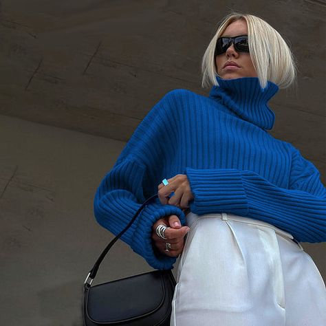 Trendy Knit Sweaters, Flare Sleeve Sweater, Dirndl Outfit, Blue Turtleneck, Winter Turtleneck, Casual Pullover Sweater, Oversized Sweater Women, Bandeau Tops, Solid Color Sweater