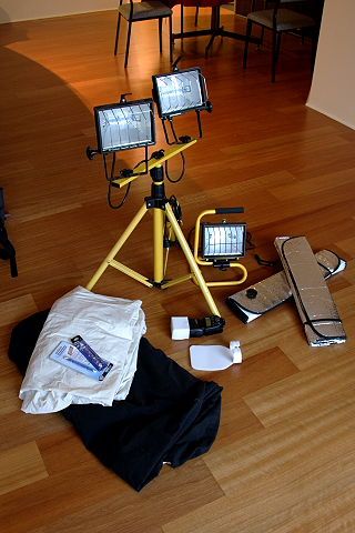 Putting Together a Budget DIY Lighting System Lighting Hacks, Photo Hacks, Photography Hacks, Photography School, Digital Photography School, Photography Diy, Camera Tips, Photography Help, Foto Tips