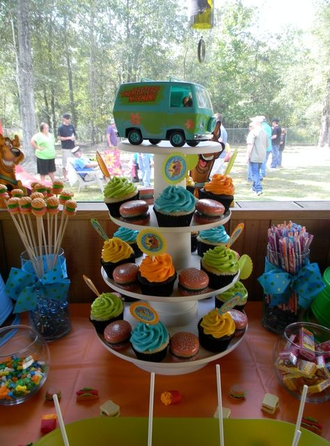 Photo 14 of 28: Scooby Doo / Birthday "Paxton's 3rd Scooby Doo Party!" | Catch My Party Scooby Doo Cupcakes, Cupcake Colors, Scooby Doo Birthday Party Ideas, Scooby Birthday, Scooby Doo Birthday Cake, Scooby Doo Birthday, Scooby Doo Cake, Scooby Doo Birthday Party, Birthday Party Snacks