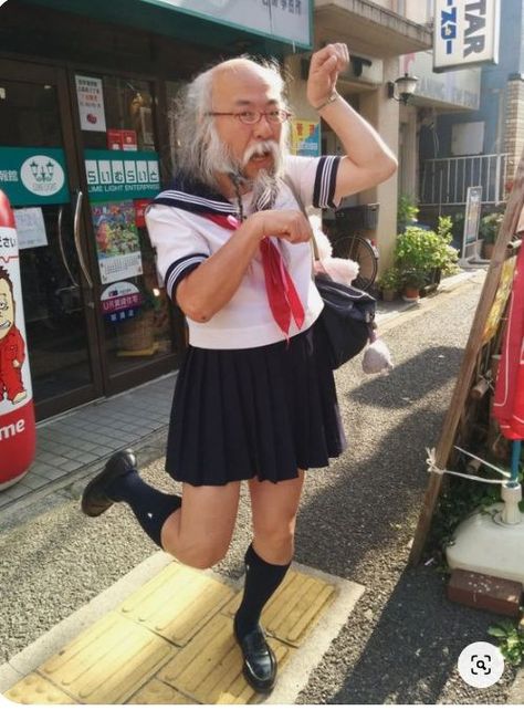 Cute Japanese Guys, Funny People Pictures, Japanese Funny, Funny Poses, Silly Photos, Tiny Bunny, Japan Girl, Japanese Men, Very Funny Pictures