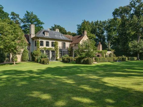 Belgium Dream house Belgium Houses Belgian Style, Luxembourg House, Belgium Houses, Old Manor, Belgian Style, Outdoor Decorating, Countryside House, Dream Houses, Big Houses