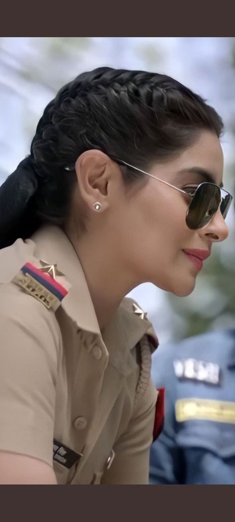 Karishma Singh Madam Sir, Yukti Kapoor In Madam Sir, Ips Officers Lady, Karishma Singh, Yukti Kapoor, Maddam Sir, Madam Sir, Illusions Art, Erica Fernandes