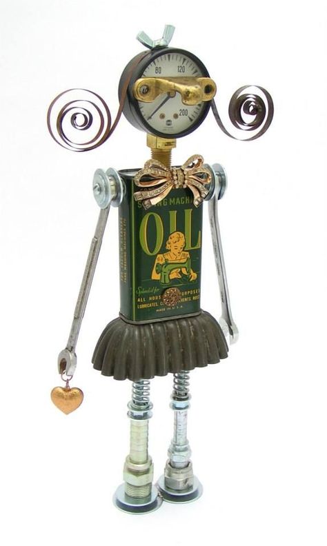 "Long Tall Sally" (Fobots by Amy Flynn Designs). Love the curls made from clock springs Recycled Robot, Assemblage Art Dolls, Tin Can Art, Metal Robot, Robot Sculpture, Arte Robot, Found Object Art, Upcycled Art, Found Art