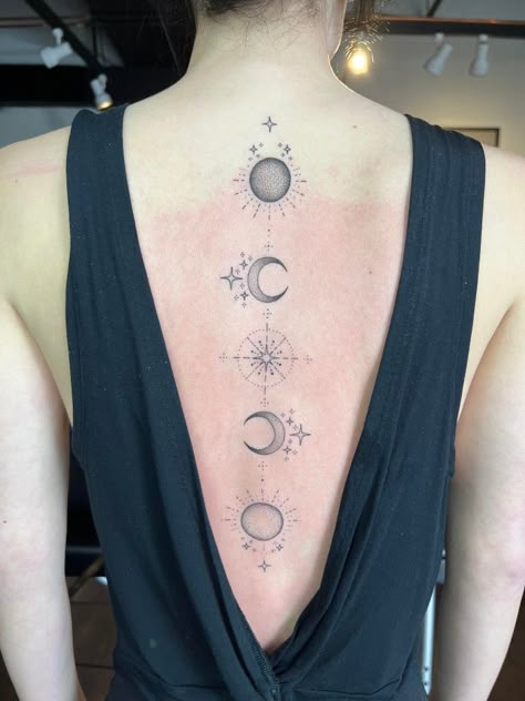 Book Inspired Tattoos, Moon Phases Tattoo, Bookish Tattoos, Tattoos Infinity, Tattoos Geometric, Spine Tattoo, Book Tattoo, Spine Tattoos, Dream Tattoos