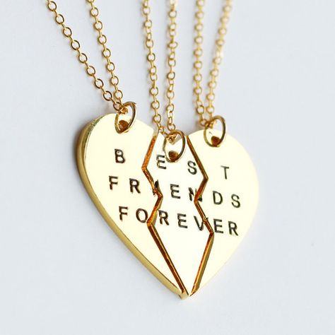 And this version for your group of three. | Community Post: 19 Perfect Friendship Bracelets You And Your Bestie Need ASAP Losing Your Best Friend, Best Friends Necklace, Friends Necklace, Bff Jewelry, Bff Necklaces, Friend Jewelry, Best Friend Jewelry, Best Friend Necklaces, Friendship Jewelry