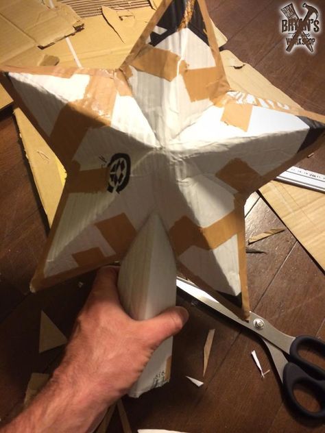 DIY Christmas Tree Topper! More Cardboard Star, Rustic Christmas Diy, Diy Tree Topper, Homemade Christmas Tree, Toppers Diy, Diy Christmas Tree Topper, Christmas Tree Branches, Christmas Tree Star, Diy Tree