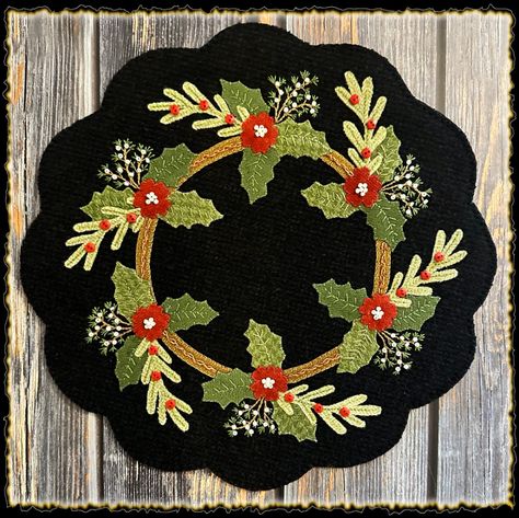 This Kits item by myreddoordesigns has 82 favorites from Etsy shoppers. Ships from Redlands, CA. Listed on Dec 2, 2023 Wool Applique Kits, Penny Rug Patterns, Appliqué Quilts, Wool Felt Projects, Wool Applique Patterns, Penny Rug, Applique Kit, Wool Embroidery, Candle Mat