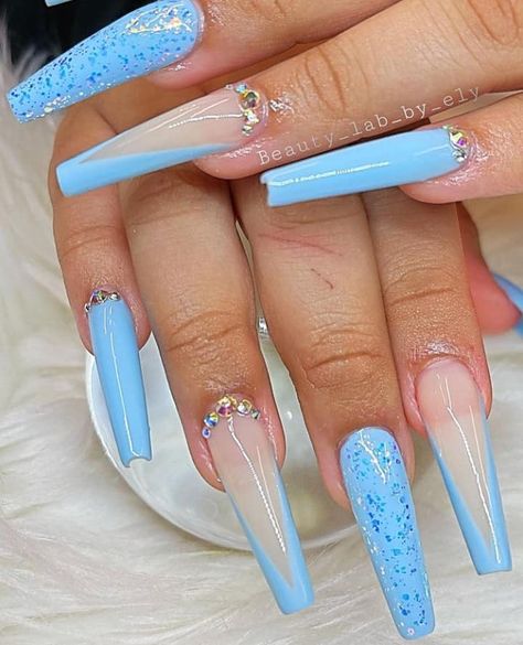 10 Baby Blue Nails Designs Which Are Gorgeous To Inspire You - Emerlyn Closet Boy Baby Shower Nails Designs, Blue Nails For Baby Boy Shower Ideas, Boy Baby Shower Nail Ideas, Baby Boy Nails Designs, Baby Boy Nail Ideas, Boy Baby Shower Nails, Blue Baby Shower Nails, Baby Shower Nail Ideas, Baby Blue Nails Designs