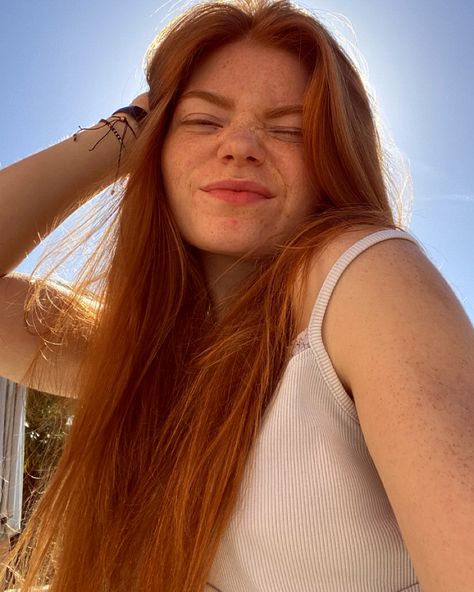 Ginger Teen, Redhead Aesthetic, Skater Girl Aesthetic, Ginger Head, Pretty Redhead, Wild Ginger, Skater Girl, Strawberry Blonde Hair