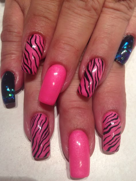 Nails Tiger, Nails Zebra Print, Zebra Acrylic Nails, Pink Zebra Nails, Zebra Nail Designs, Gel Nails Ideas, Acrylic Nails Pink, Zebra Nail Art, Zebra Print Nails