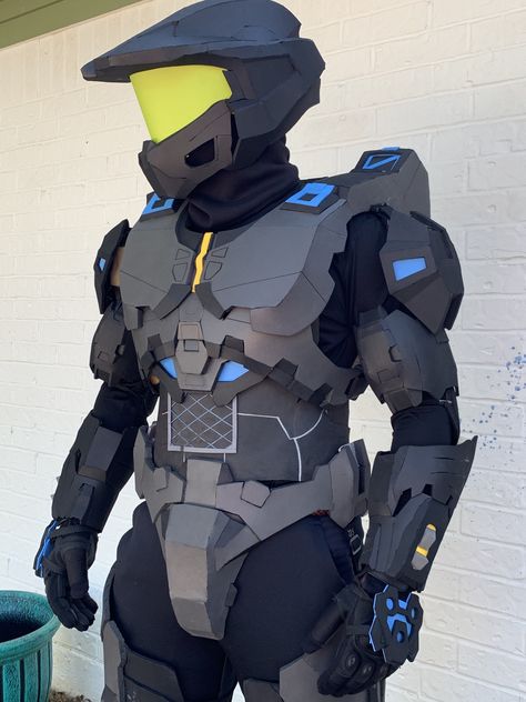 Halo Cosplay Diy, Master Chief Cosplay, Raiden Cosplay, Eva Foam Leg Armor, Titanfall Cosplay, Cosplay Halo, Foam Armor Pattern, Halo Infinite Master Chief, Master Chief Costume