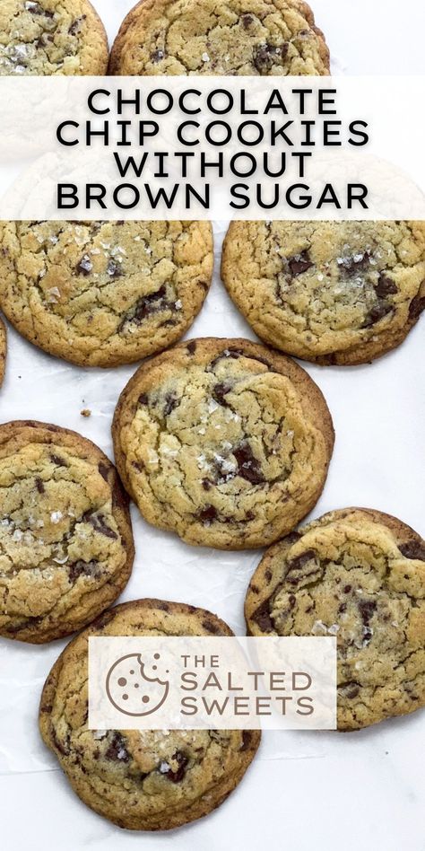 These chocolate chip cookies (without brown sugar) are an easy to make cookie that's very soft and chewy on the inside, with a crispy outside. A perfect classic that will soon become a staple in your kitchen! No Sugar Chocolate Chip Cookies, Chocolate Chip Cookies Recipe No Brown Sugar, Desserts Without Brown Sugar, No Brown Sugar Cookies, Chocolate Chip Cookies No Baking Soda, No Brown Sugar Chocolate Chip Cookies, Cookie Recipes No Brown Sugar, Cookies Recipes Without Brown Sugar, Chocolate Chip Cookies Without Brown Sugar