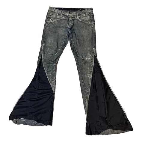 RICK OWENS Men Jeans - Vestiaire Collective Rick Owens Jeans, Rick Owens Men, Jeans For Men, Rick Owens, Mens Jeans, Second Hand, For Men, Mens Outfits, Wardrobe