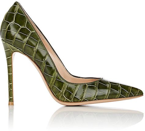 Gianvito Rossi Women's Green Alligator Pumps #highheels #aff Heels Green, Green High Heels, Clear High Heels, Green Pumps, Shoes Pumps Heels, Leather Sole Shoes, Rossi Shoes, Shoes Green, Slip On Pumps