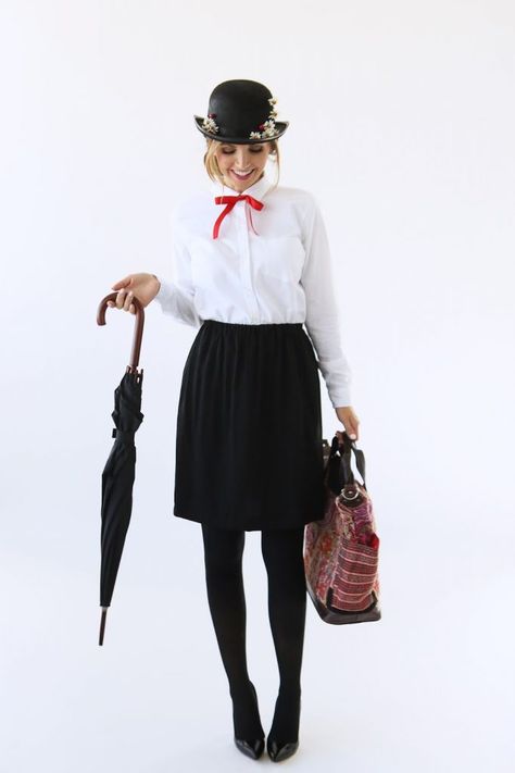 Merrick's Art // Style + Sewing for the Everyday Girl : MODERN GIRL’S HALLOWEEN WEEK: MARY POPPINS COSTUME Mary Poppins Disfraz, Mary Poppins Kostüm, Mary Poppins Halloween, Mary Poppins Halloween Costume, Mary Poppins Outfit, Work Appropriate Halloween Costumes, Costumes For Work, Mary Poppins Costume, Meme Costume