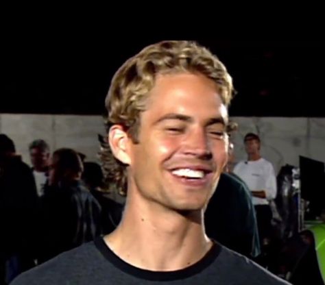 Paul Walker 90s, Paul Walker Hot, Estilo Kardashian, Paul Walker Pictures, Paul Walker Photos, Paul Walker, Fast And Furious, Fav Celebs, Favorite Celebrities