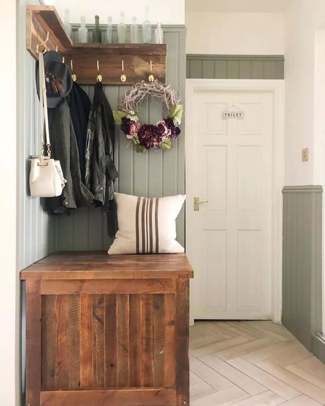 Sage Hallway, Wall Paneling Design, Wood Paneling Living Room, Wood Paneling Makeover, Wood Panneling, Paneling Design, Paneling Makeover, White Wood Paneling, Panel Walls