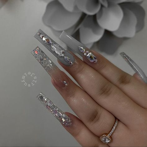 Grey Acrylic Nails With Rhinestones, Bedazzled Nails, Grey Acrylic Nails, Acrylic Nails Nude, Maroon Nails, Drip Nails, Nails Design With Rhinestones, Colored Acrylic Nails, Basic Nails