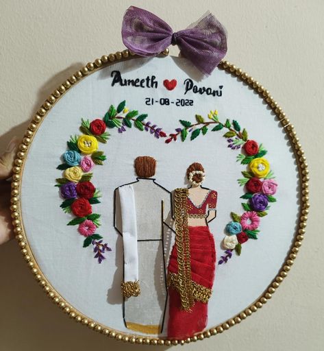 Floral heart shape couple hoop❤️ #couplehoop #madewithlove #embroideryart Customised Gifts, Floral Hoops, Hand Applique, Floral Heart, Embroidery Hoop, Embroidery Art, Heart Shape, Floral Embroidery, Heart Shapes