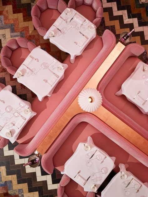 Sketch Restaurant, Restaurant Seating Design, Pink Restaurant, Sketch London, India Mahdavi, Restaurant Seating, Parisienne Chic, Design Movements, Wes Anderson