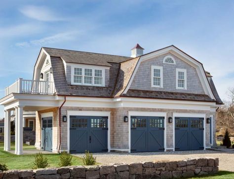 Carriage House Plans Garage Apartments, Gambrel House, Carriage House Apartments, Nantucket Style Homes, Gambrel Barn, Gambrel Style, Carriage House Garage, Garage Guest House, Carriage House Plans