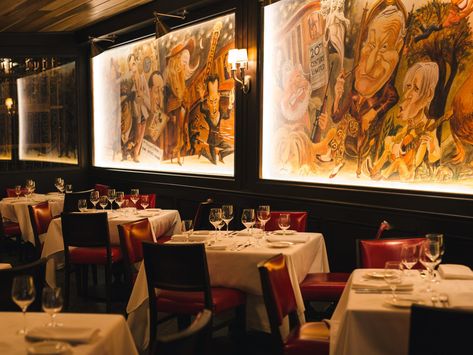 West Village Townhouse, Graydon Carter, Bistro Lights, Ceiling Murals, Bed Stuy, Romantic Table, Romantic Restaurant, Restaurant New York, French Bistro