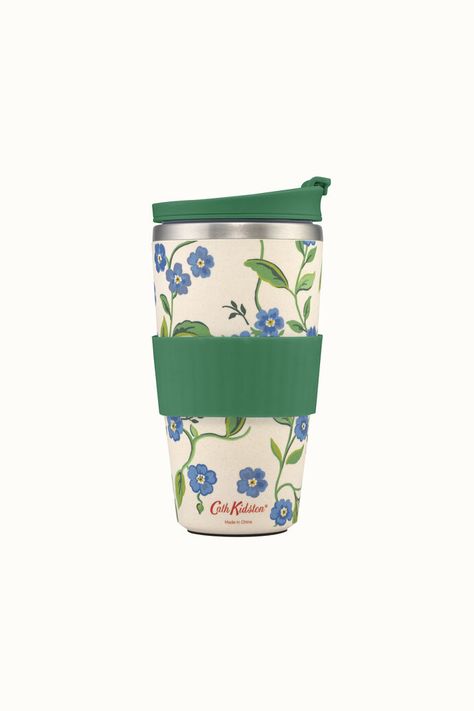 Keep your favourite brew nice and hot when you're out and about, and skip the single use coffee cups while you're at it, with this travel cup. With an outer made mostly from sustainable bamboo and corn powder, the double-walled cup has a sizeable 400ml capacity, a flip top lid for sipping and a silicone band to keep hands cool. Coffee Travel Mugs, Travel Coffee Cup, Fast Growing Plants, Coffee Tumbler, Cute Cups, Travel Cup, Cath Kidston, Bags Fashion, Silicon Bands