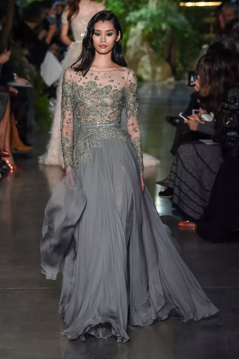 Elie Saab Spring-summer 2015 - Couture Elle Saab, Lux Wedding, Kebaya Wedding, 2015 Couture, Long Frock Designs, Elie Saab Spring, Bridesmaid Dress Styles, Elegant Dresses Classy, Evening Gowns Elegant