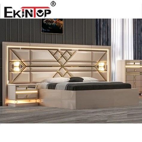 Mustache Wallpaper, Wood Bedroom Furniture Sets, Modern Sofa Design, Royal Bedroom Design, Sofa Design Ideas, Beautiful Bedroom Furniture, Bad Room Design, Modular Bed, European Bedroom