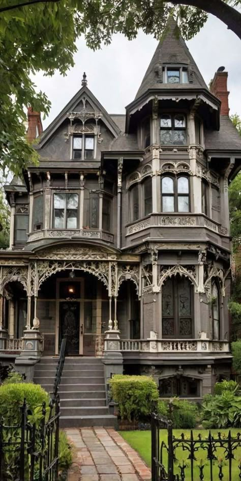 Gothic Library Exterior, Victorian Style Home Exterior, Victorian Gothic House Exterior, Dark Victorian House, Southern Gothic House, Modern Gothic Architecture, Gothic Architecture Aesthetic, Gothic House Exterior, Small Victorian Homes