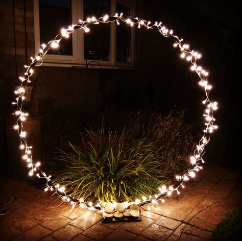 Fairy Lights Outdoor Decor, Fairy Lights Decor Party, Fairy Lights Decoration Ideas, Ganpati Lighting Decoration, Diwali Lighting Ideas Outdoor Home, Diwali Light Decorations At Home, Fairy Lights Decor Outdoor, Diwali Decorations Lights Outdoor, Diy Fairy Lights Decor