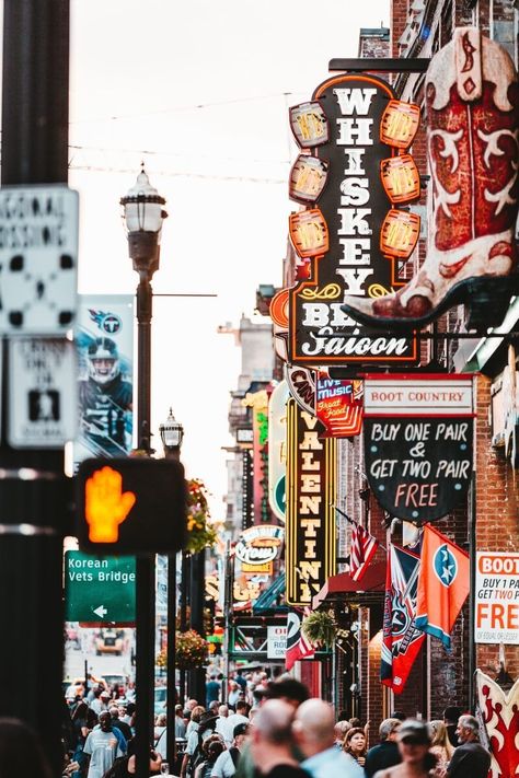 Nashville is one of the best cities in the world. It's great for bachelorette parties, weekend getaways, and even family trips! Click here to read about the top things to do in Nashville, Tennessee! | nashville to do list | what to do in nashville | nashville travel guide | things to see in nashville | nashville must see | nashville weekend trip | nashville road trip | nashville girls weekend | bachelorette party in nashville | nashville activities | nashville must do | nashville vacation Nashville Girls Weekend, Nashville Travel Guide, Things To Do In Nashville, To Do In Nashville, Nashville Bachelorette Party, Nashville Trip, Western Wall Art, Nashville Bachelorette, 70s Aesthetic