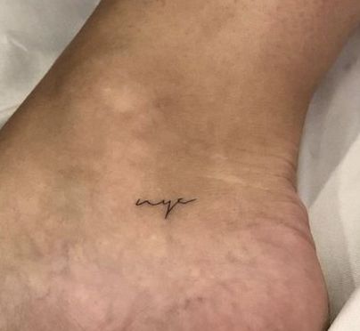 New York Tatoos Tattoo Ideas, City Inspired Tattoo, Small City Tattoo, Dainty Nyc Tattoo, Ny Tattoo Ideas New York Small, New York Inspired Tattoo Small, Ny Inspired Tattoo, Nyc Tatoos Small, Tiny Nyc Tattoo