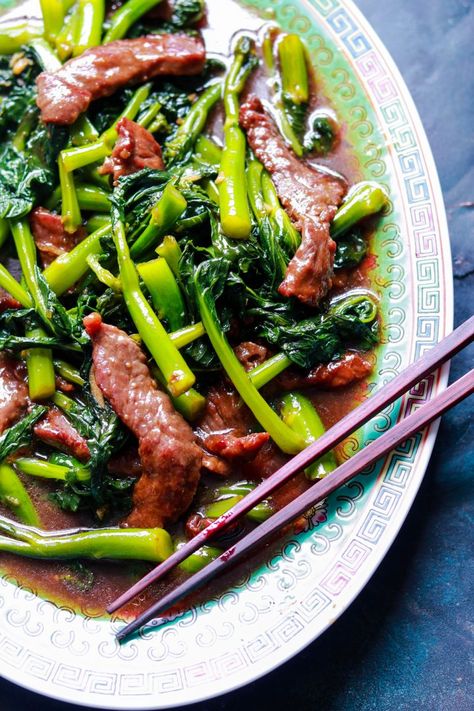 Stir-fried Beef and Gai Lan-closeup plated Gai Lan Recipe, Healthy Low Calorie Dinner, Beef Appetizers, Chinese Broccoli, Asian Inspired Dishes, Marinated Beef, Fried Beef, Beef Stir Fry, Chinese Cooking