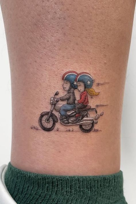 The art of making tattoos is known as tattooing. Tattoos comprise three broad categories, decorative, symbolic, and pictorial. These tattoos are mostly made on the hands and legs. 📷 Photos credits: Vasıf Daniel Kahraman https://www.instagram.com/by_vas/ Salib Tattoo, Moped Tattoo, Moto Tattoo Ideas, Motorcycle Tattoo For Women, Vespa Tattoo, Biker Tattoos Designs, Matching Tattoos For Couples, Pop Culture Tattoos, Son Tattoos