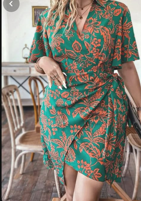 Wrap Outfits For Women, Classy Boho Outfits, A Line Floral Dress, Ankara Wrap Dress, Wrap Dresses For Women, Warp Dress, A Line Short Dress, Short Floral Dresses, Plus Size Wrap Dress