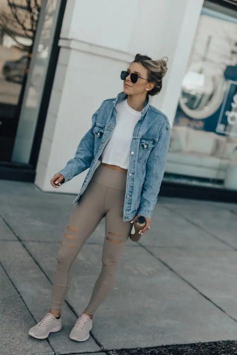 Activewear Outside the Gym - Cella Jane Chic Athleisure Outfits, Athleisure Outfits Summer, Athleisure Trend, Legging Outfits, Athleisure Fashion, Athleisure Outfits, Cute Fall Outfits, Sporty Outfits, Athletic Outfits