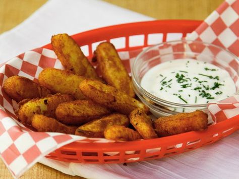 Fried Mashed Potato Sticks Mashed Potato Sticks, Potato French Fries, Fried Mashed Potatoes, Best Food Recipes, Crunchy Potatoes, Ranch Pork Chops, Potato Sticks, Frozen Potatoes, Potato Bites