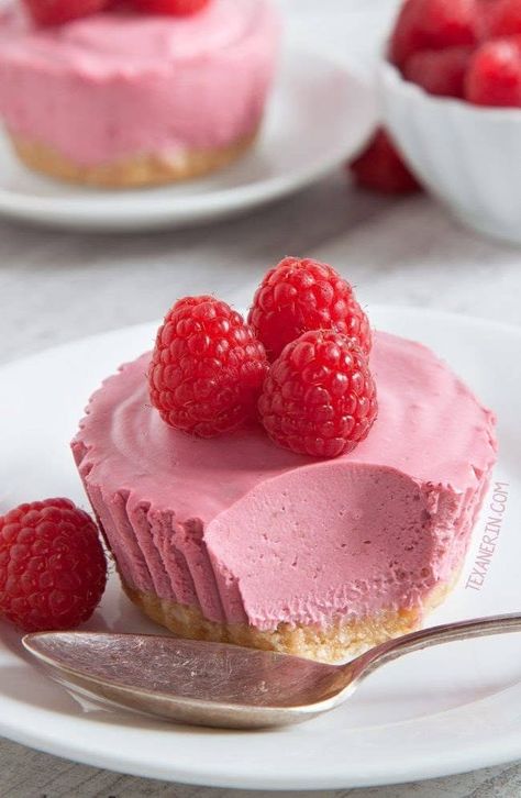 Raspberry Cream Pies, Pink Desserts, Cream Pies, Raspberry Cream, Cream Pie Recipes, Fresh Raspberries, Allergy Testing, Pretty Dessert, Dessert Dips