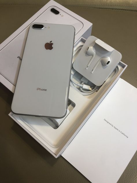 Iphone 8 Plus Aesthetic, Iphone 8 Plus White, Ip 8 Plus, Iphone Seven, Apple Gadgets Iphone, I Phone 8+, Apple Pro, Boyfriend Pranks Pictures, Ipad Hacks