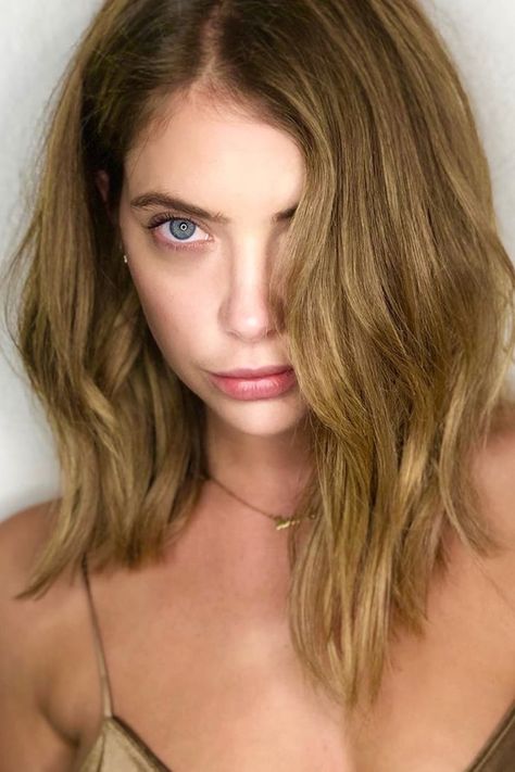 Golden Hair Color, Long Lob, Body Ideas, Spencer Hastings, Lob Haircut, Golden Hair, Ashley Benson, Different Hairstyles, Long Bob