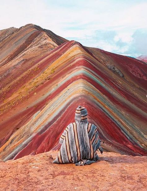 Rainbow Mountains Peru, Black Petunias, Green Heron, Adventure Trip, Rainbow Mountain, Landscape Beautiful, Friends Travel, Amazing Sunsets, Sand And Water