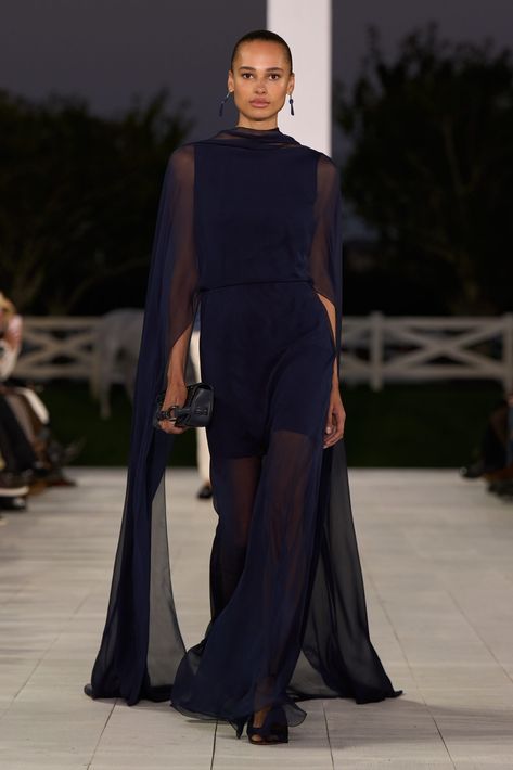 Ralph Lauren Delivers An Ode To Hamptons Glamour For SS25 Ralph Lauren Fashion Show, Ralph Lauren Runway, Blue Slip Dress, Slinky Dress, Jeans Models, Spring 2025, Chiffon Gown, Sheer Chiffon, Spring Looks