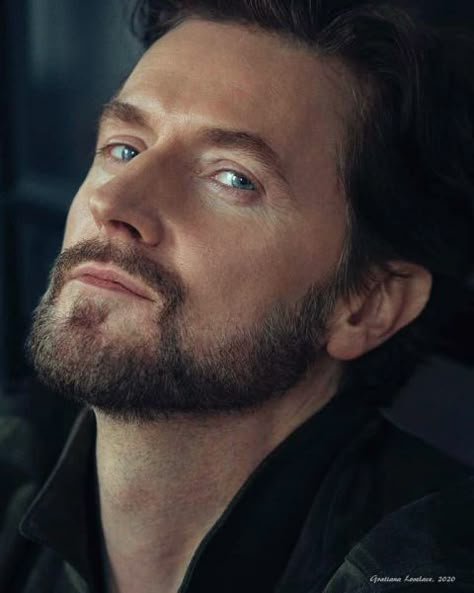 Guy Of Gisborne, Sarah Wayne Callies, John Thornton, Portrait Series, Young Prince, Best Supporting Actor, Celebrities Humor, North And South, Richard Armitage