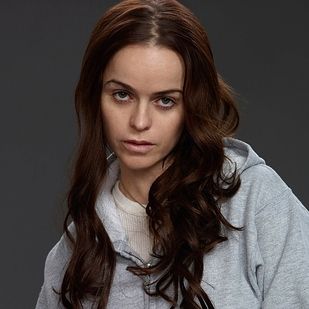 Actress Taryn Manning, who plays Pennsatucky, is cousins with Eli and Peyton Manning… | 23 Surprising Facts About "Orange Is The New Black" Taryn Manning, Tan Outfit, Black Halloween Costumes, Black Tv, Surprising Facts, Orange Is The New, Brown Wig, Orange Is The New Black, Halloween Costume Ideas