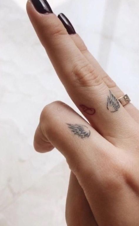 Tatoo Ring, Angel Wing Tattoo, Serpent Tattoo, Finger Tattoo Designs, Shape Tattoo, Men Tattoos, Meaningful Tattoos For Women, Wing Tattoo, Small Meaningful Tattoos