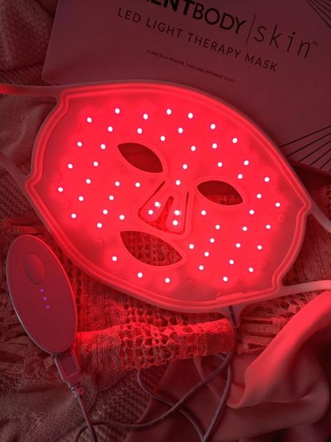 Red Light Therapy Mask, Home Facial Treatments, Red Light Therapy Benefits, Led Light Mask, Light Therapy Skin, Light Face Mask, Led Light Therapy Mask, Light Mask, Light Therapy Mask