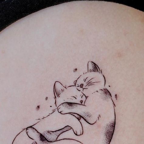 Gu ·谷 on Instagram: "✨ Cuddle cats for Kelly. Thank you for trusting!❤️" Cats Cuddling Tattoo, Tattoo Silhouette, Cats Cuddling, Kitten Tattoo, Cat Cuddle, Tattoo Inspo, Cat Tattoo, Tattoos For Women, Tatting