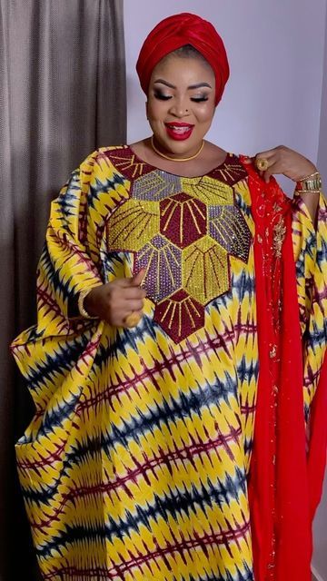 Boubou Styles With Embroidery, Bazin Styles, Boubou Styles, Embroidery Styles, Best African Dresses, Ankara Gown Styles, African Wear Dresses, Mum Fashion, African Maxi Dresses